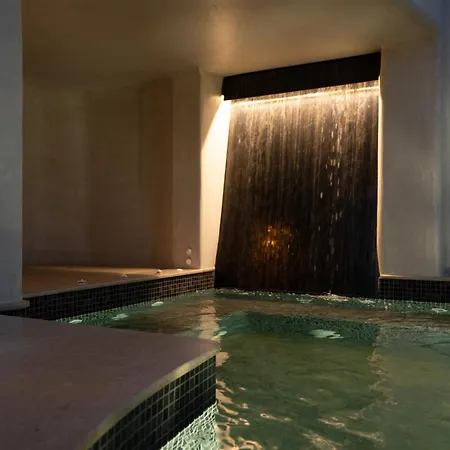 Areos Luxury Apartment Vothon